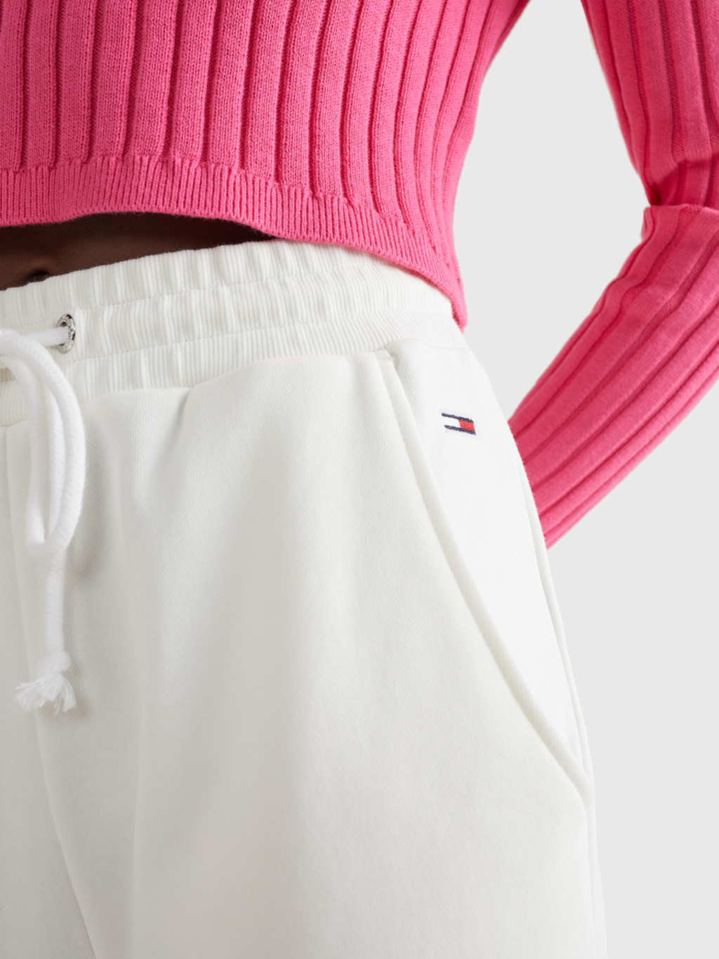 Alternative view of TOMMY JEANS JOGGERS RELAXED FIT CON LOGO