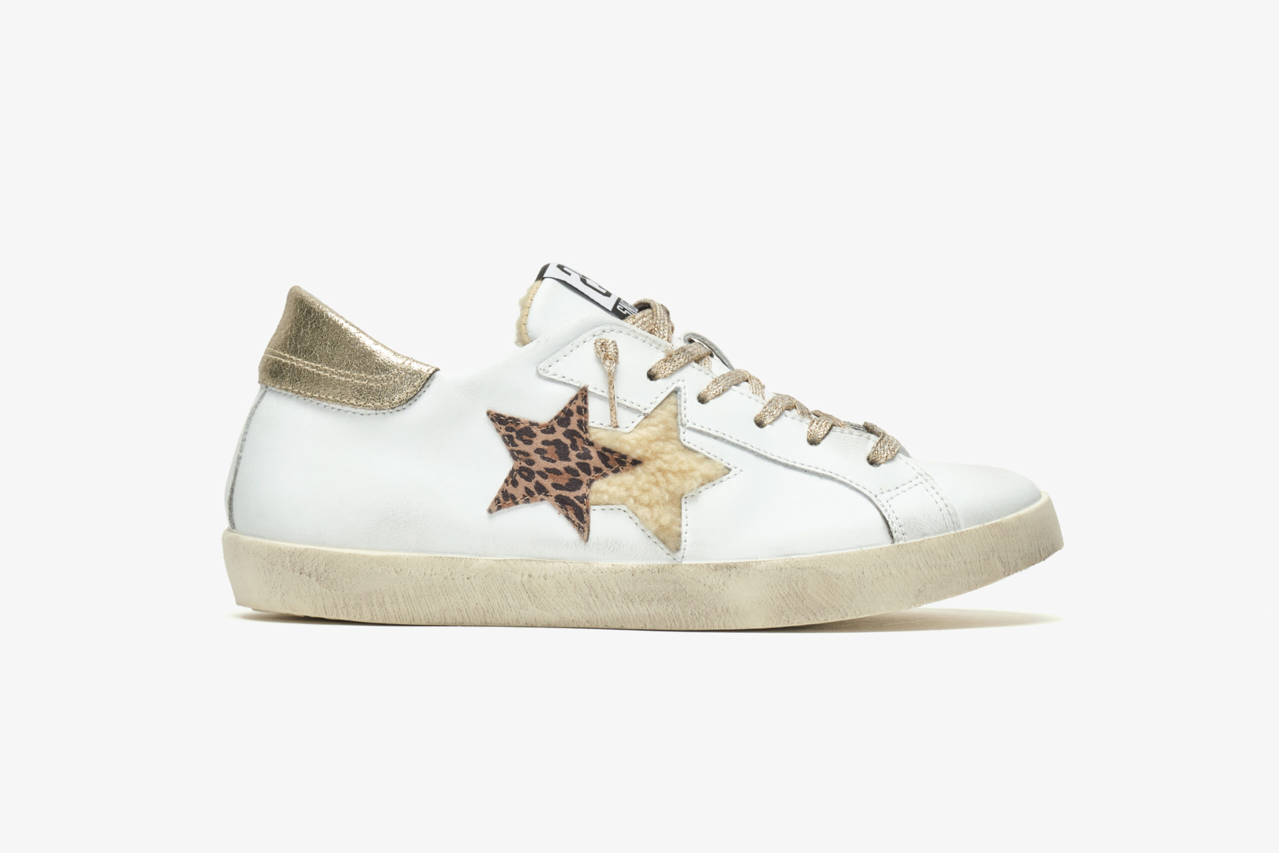 2 STAR SNEAKER LOW IN PELLE BIANCA, DETTAGLI IN CROSTA ORO E LEOPARDATO E ECOFUR PANNA, EFFETTO "USED"