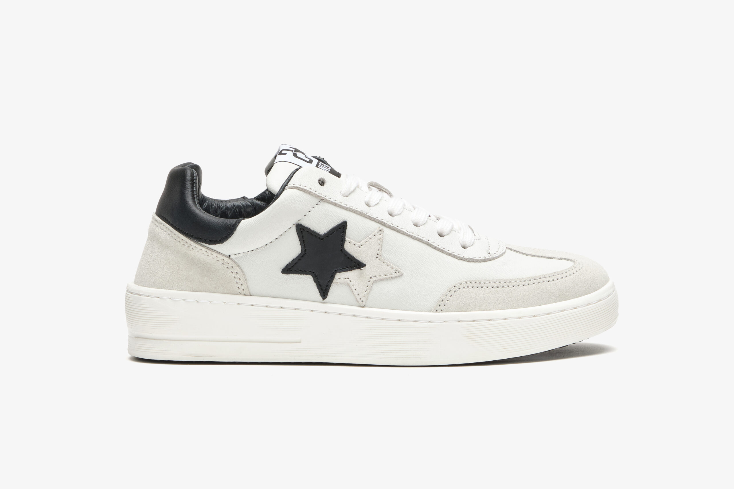 2 STAR SNEAKERS BOW STAR PELLE BIANCA CON DETTAGLI IN CROSTA GHIACCIO E PELLE NERA