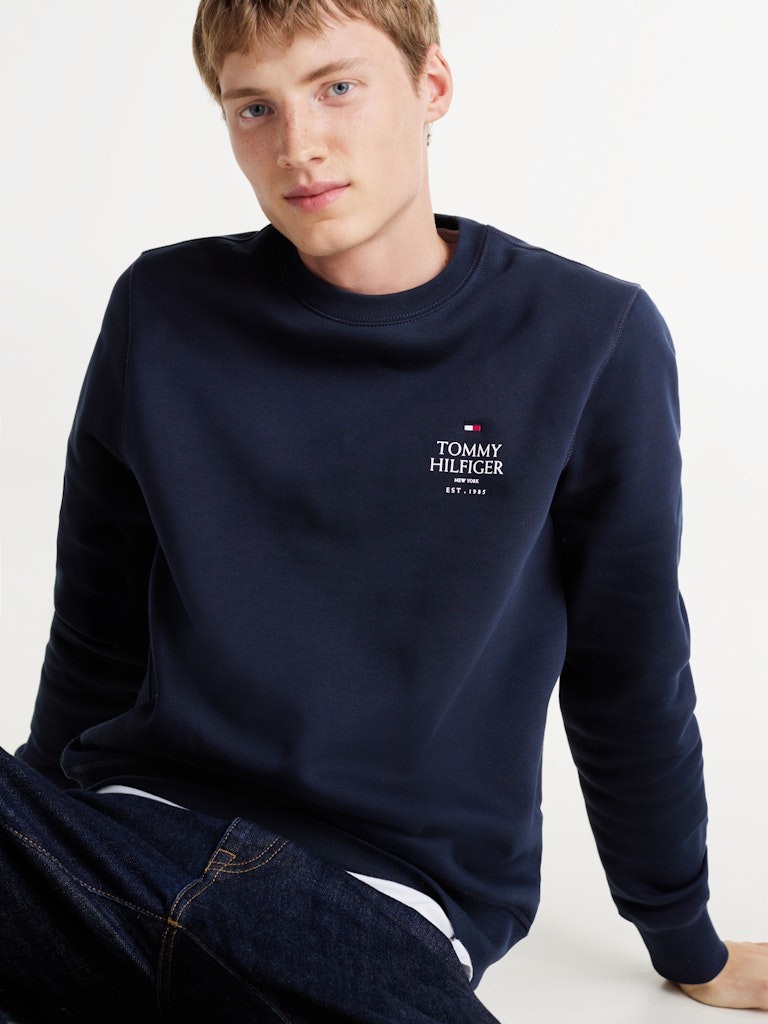 TOMMY HILFIGER FELPA CON LOGO SUL PETTO