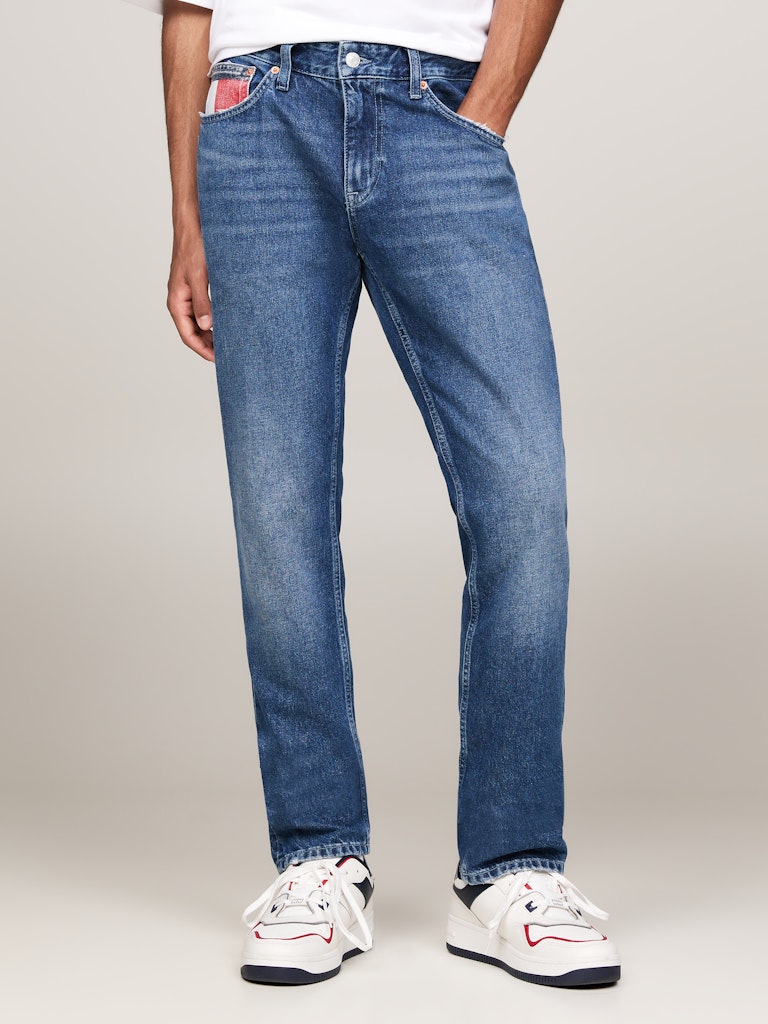 TOMMY JEANS SCANTON JEANS SLIM FIT CON DETTAGLIO ICONICO