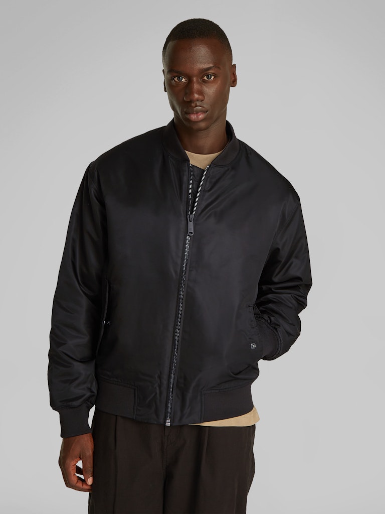 CALVIN KLEIN JEANS BOMBER IN NYLON IMBOTTITO