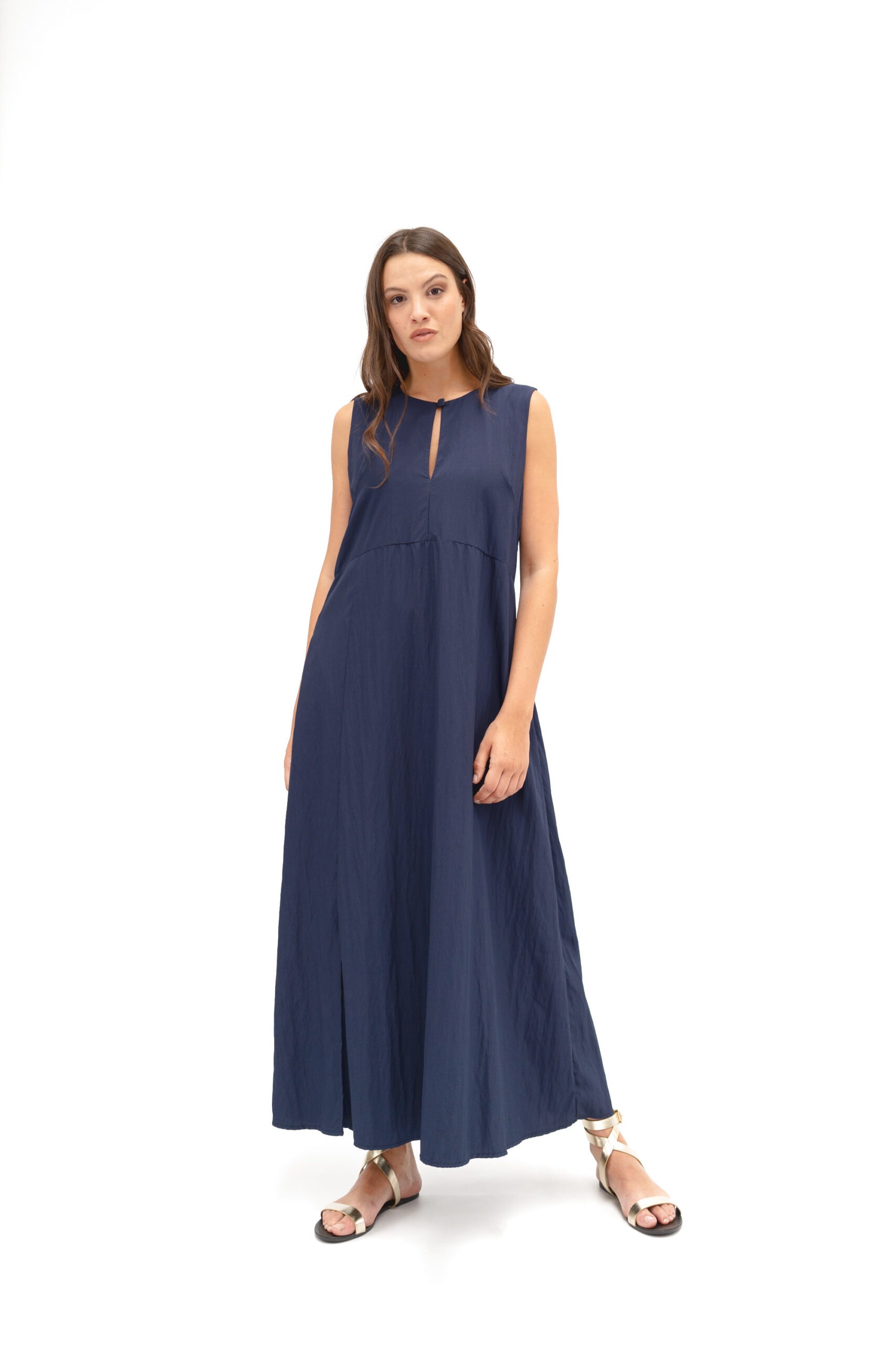 THIPO VESTITO SENZA MANICHE CON SPACCO