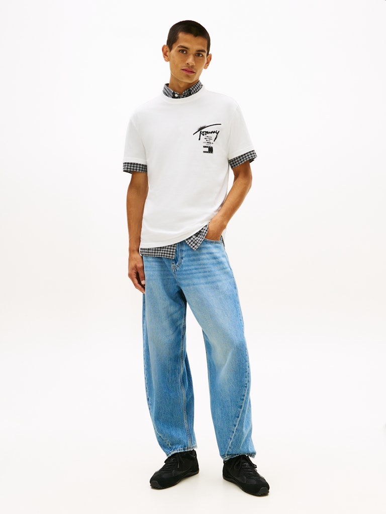 Alternative view of TOMMY JEANS T-SHIRT SIGNATURE CON LOGO SUL RETRO